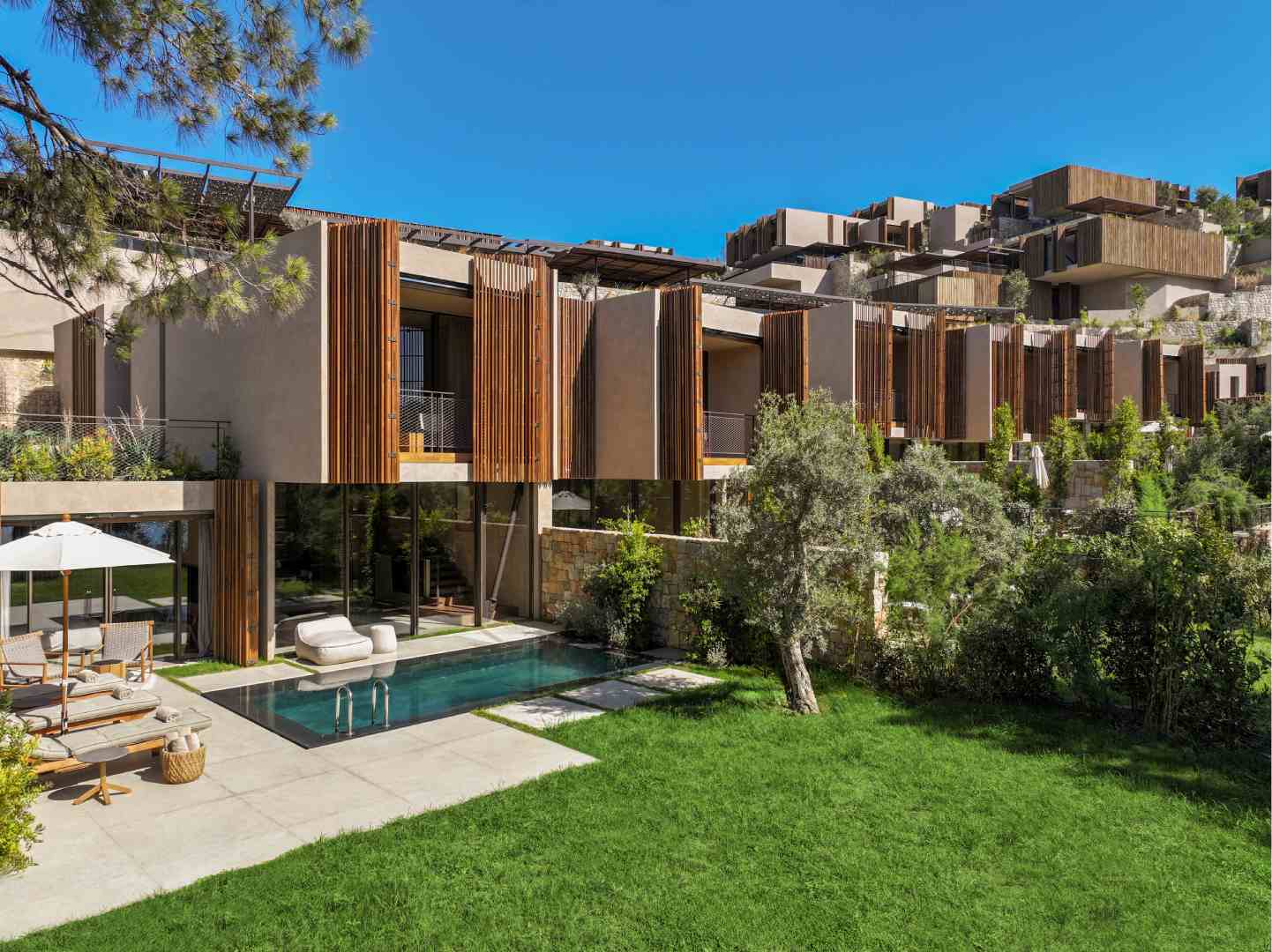 Lujo Presidential Villa