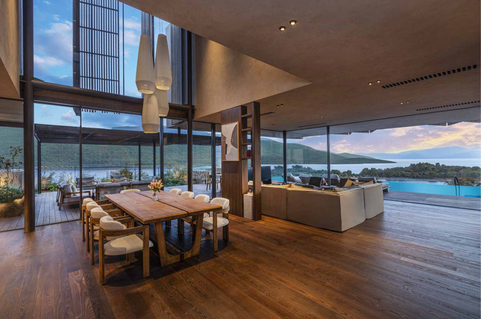 Lujo Presidential Villa