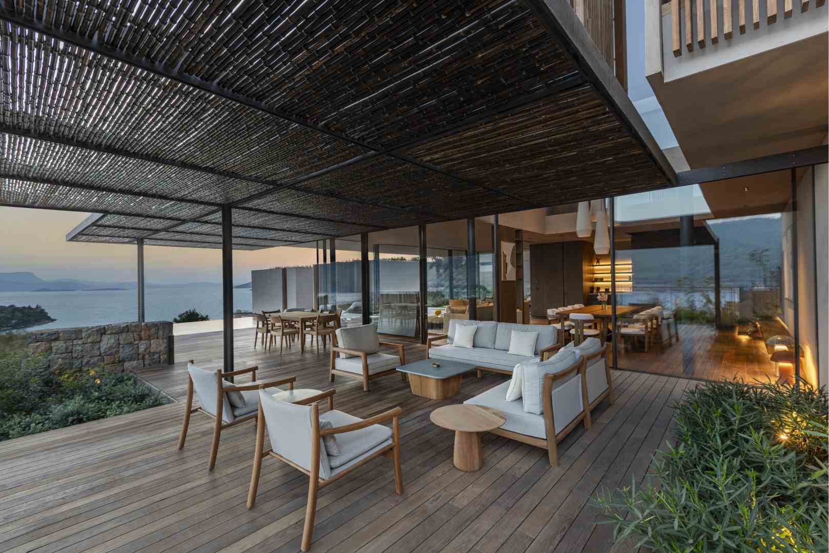 Lujo Presidential Villa