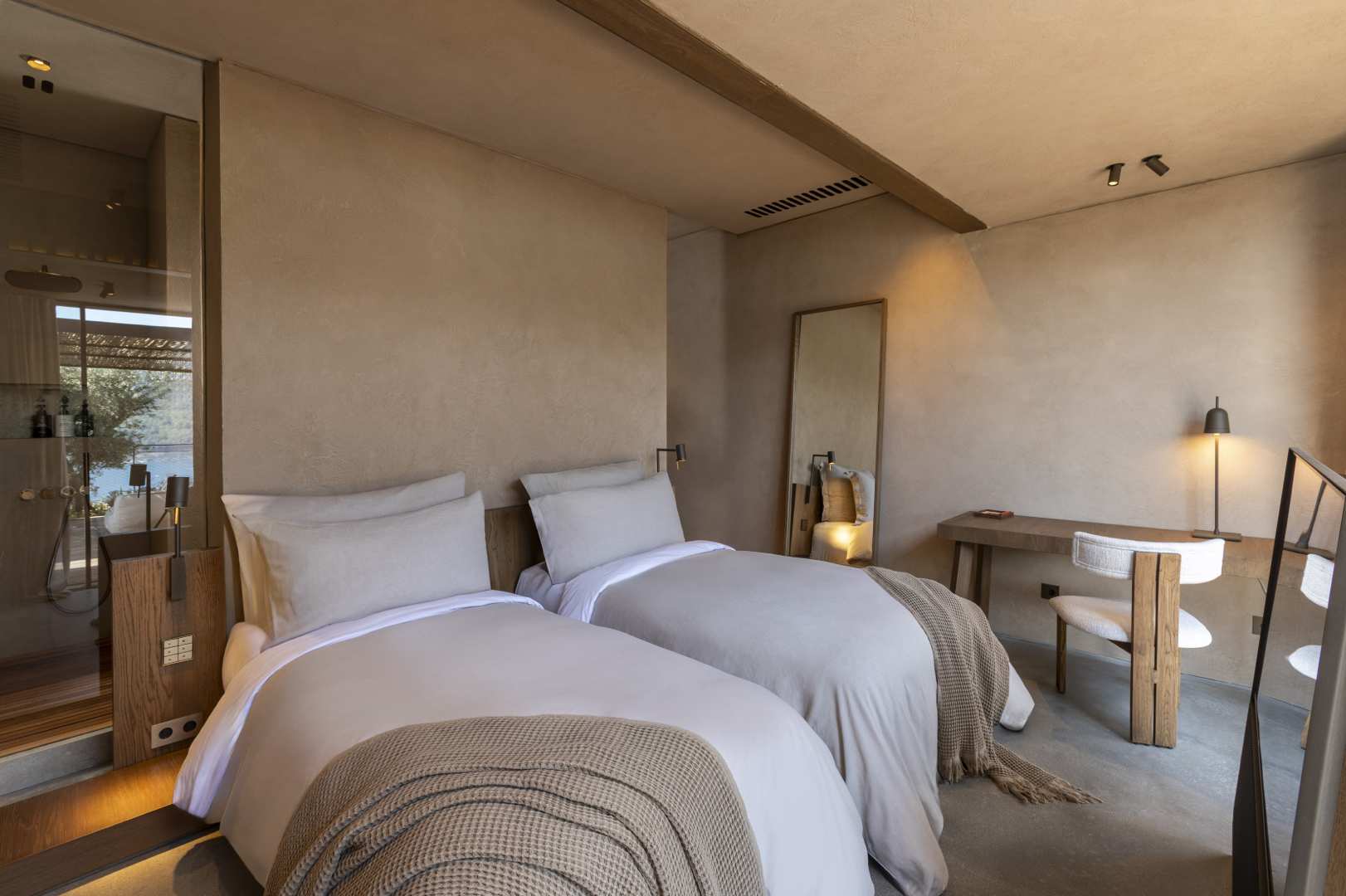 Lujo Presidential Villa