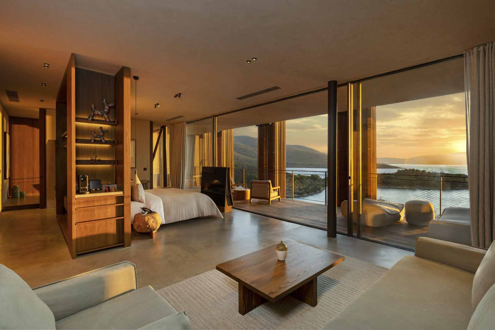 Lujo Presidential Villa